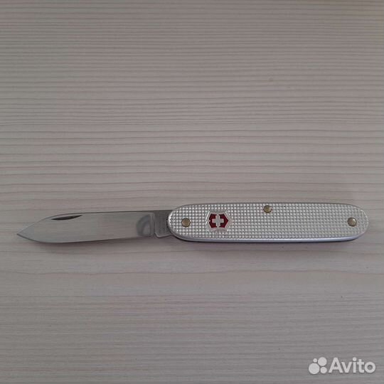 Нож складной швейцарский