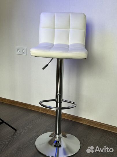 Барный стул