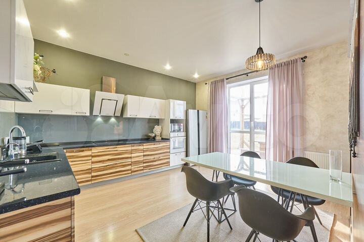 Дом 169,3 м² на участке 13,9 сот.