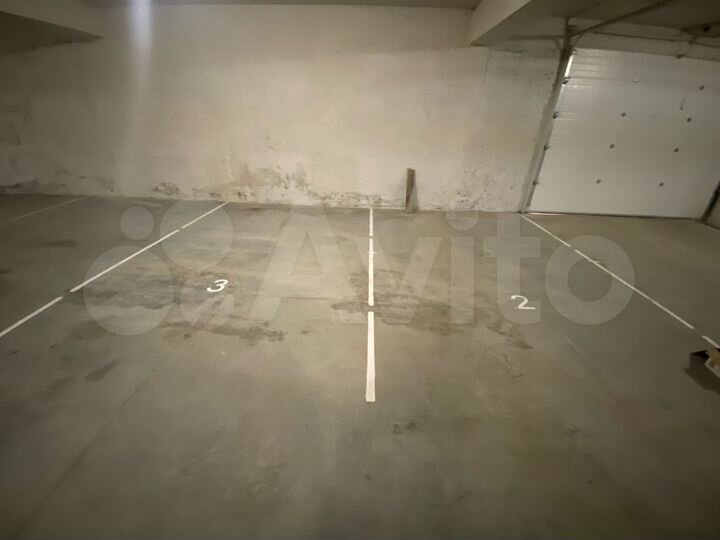 Машиноместо, 14 м²