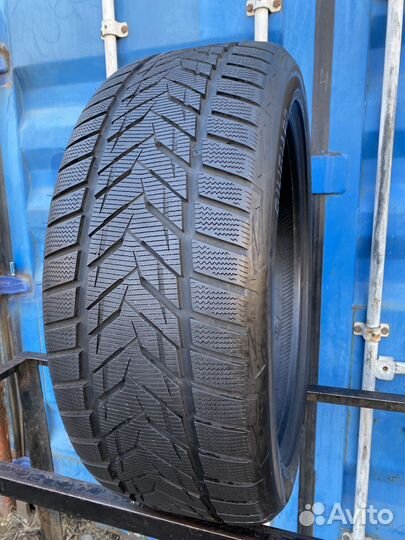 Vredestein Wintrac Xtreme S 275/40 R22 108V