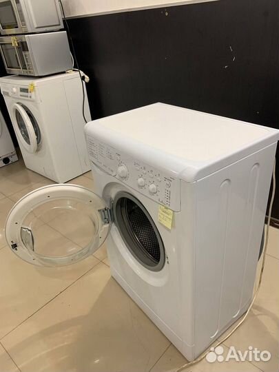 Стиральная машина Indesit Iwsc5085 cis5кг