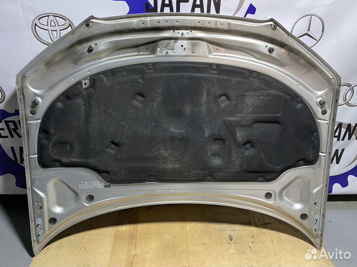 Серебристый Капот Audi A3