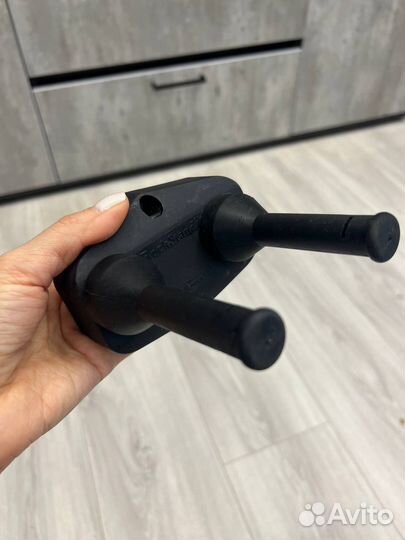 Держатель для гитары