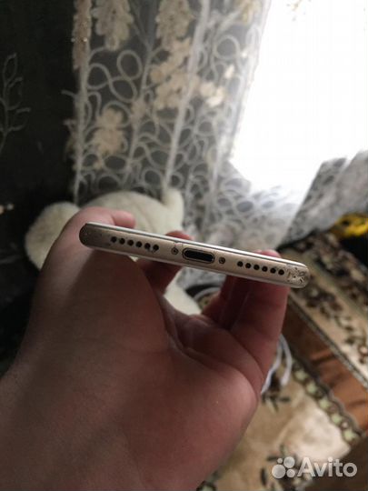 Телефон iPhone 7 32gb