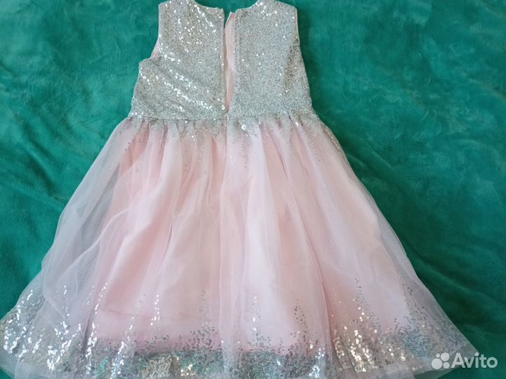 Нарядное платье для девочки 134