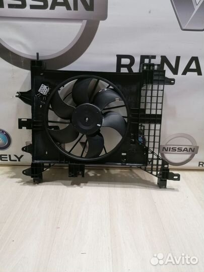 Вентилятор радиатора охлаждения двигателя диффузор