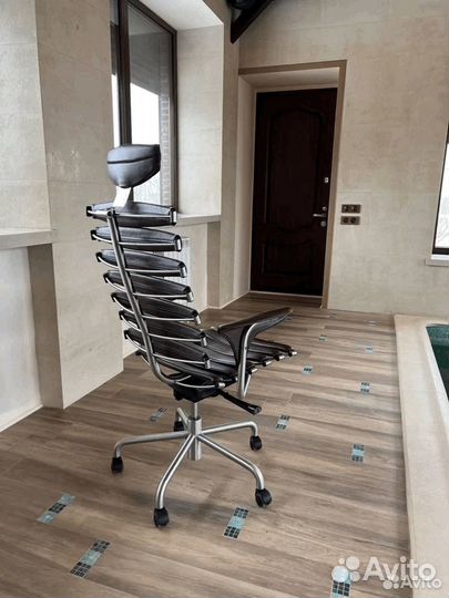 Кресло руководителя De Sede Skeleton