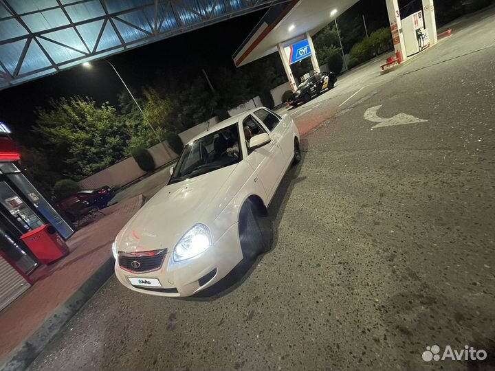 LADA Priora 1.6 МТ, 2014, битый, 190 000 км