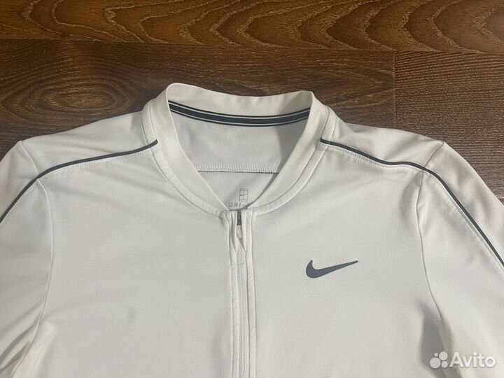 Футболка Nike c рукавом б/у