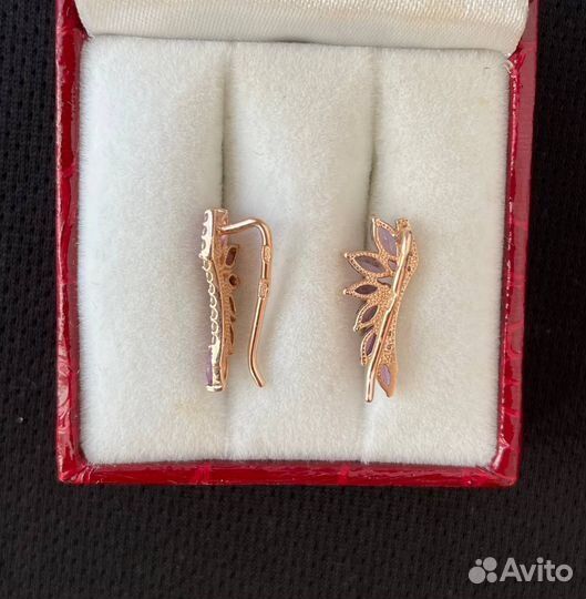 Золотые серьги