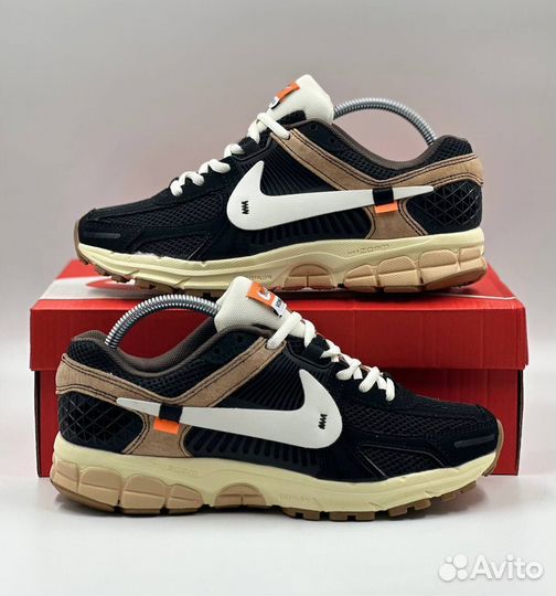 Кроссовки Nike Zoom Vomero 5