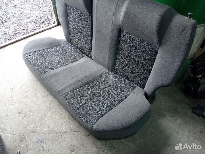 Сиденья задние Chevrolet Lanos T150 A15SMS 2009