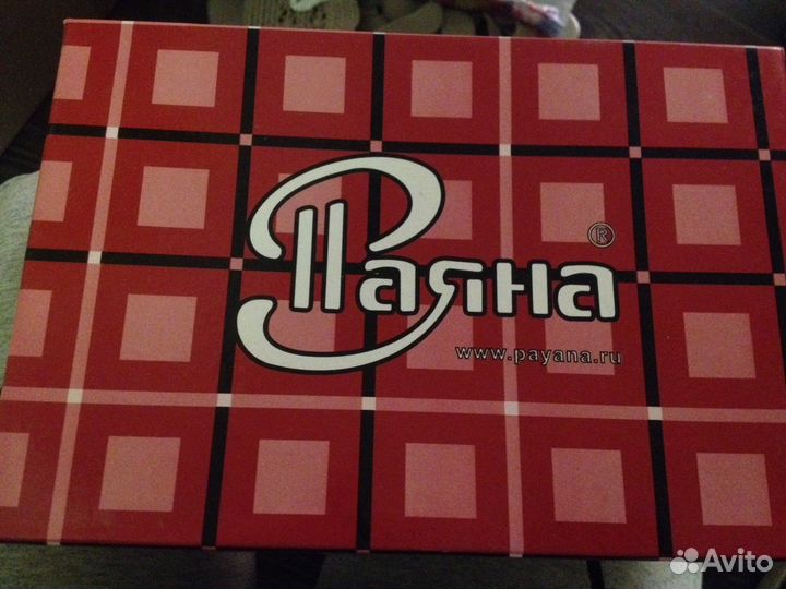 Босоножки новые, натуральная кожа, р. 39