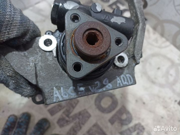 Насос гур Audi A6 C5 AQD V-2.8