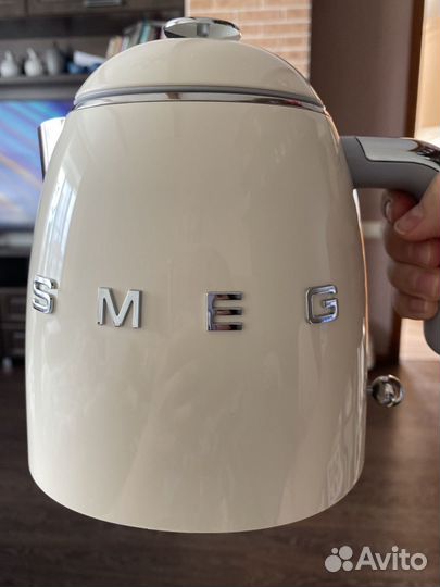 Чайник электрический smeg 0,8
