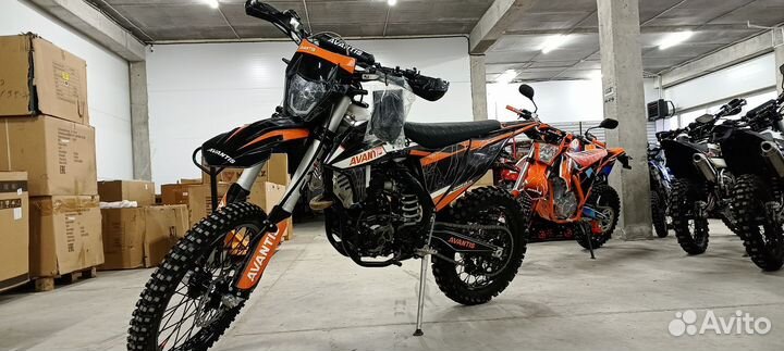 Мотоцикл Avantis Enduro 250 dohc PRO EFI Exclusive