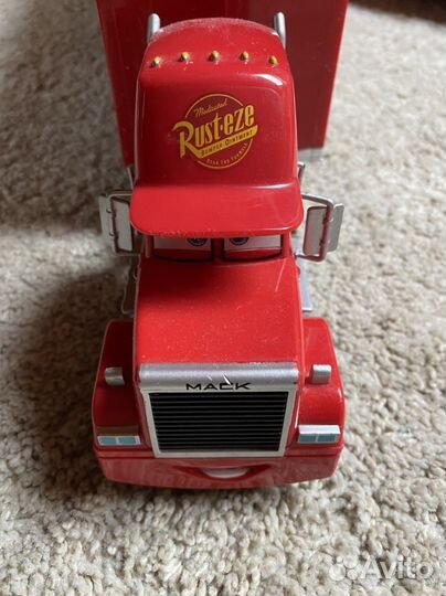 Грузовик Мак disney оригинал