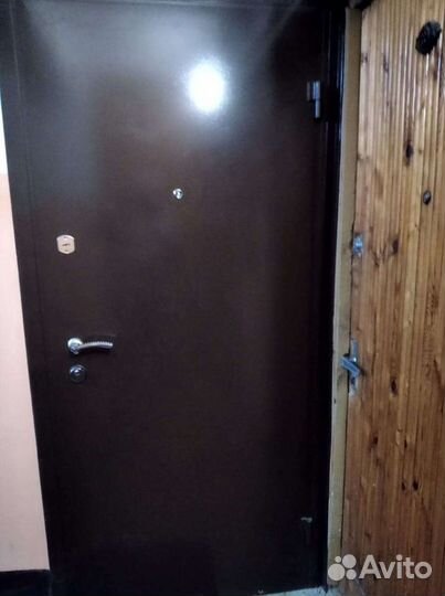 Дверь входная металлическая в квартиру, дом 805