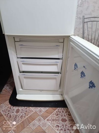 Холодильник бу Ока двух камерный два компресора