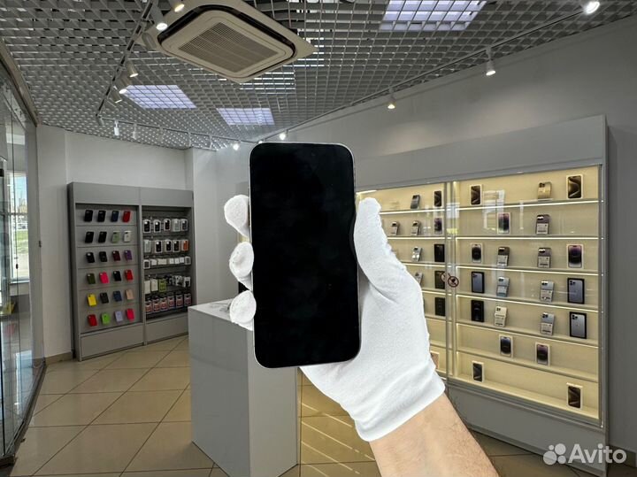 iPhone 15 Pro, 256 ГБ