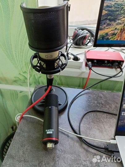 Студийный микрофон Scarlett Studio