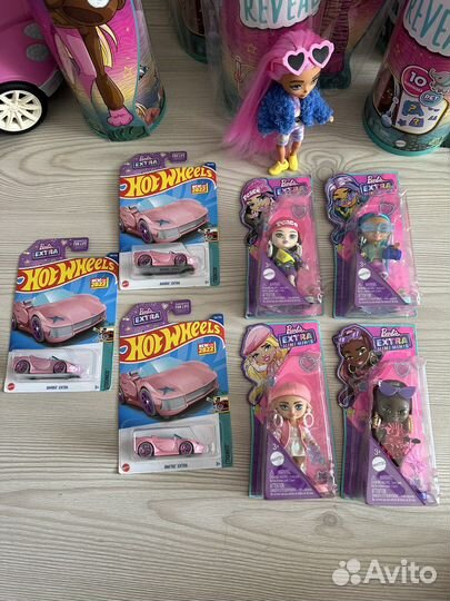 Hot wheels машинки Barbie extra новые