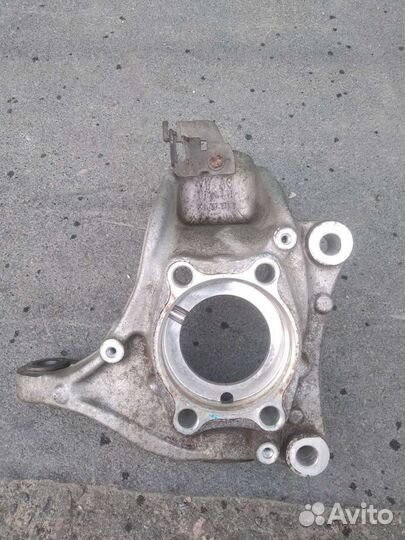 Кулак поворотный VAG разборка