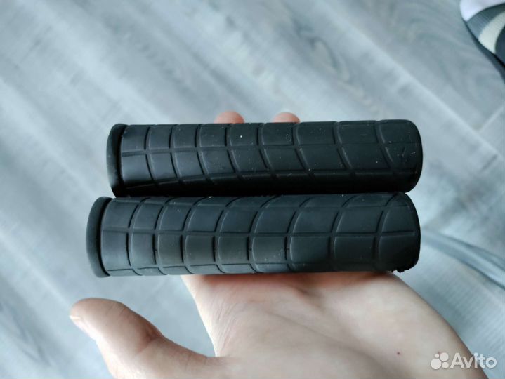 Грипсы для велосипеда