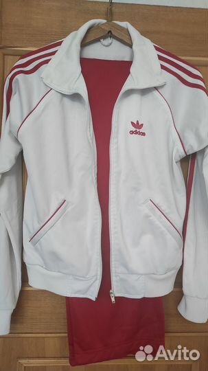 Спортивный костюм adidas женский