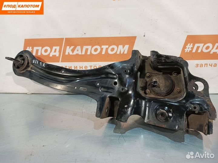 Кулак задний правый Ford Focus 3 2011 BV615A968CC