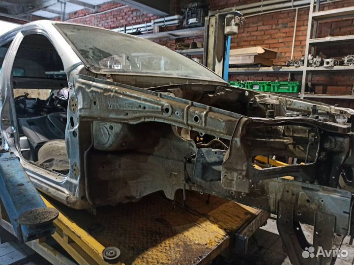 Четверть Lacetti (02-13) седан пер. R б\у (арт. 96544734)