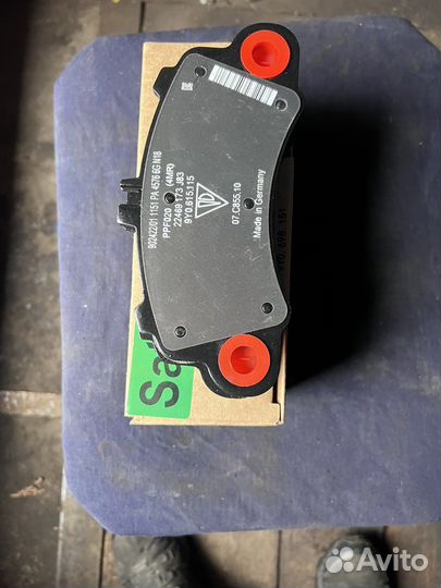 Передние колодки Порше Кайен