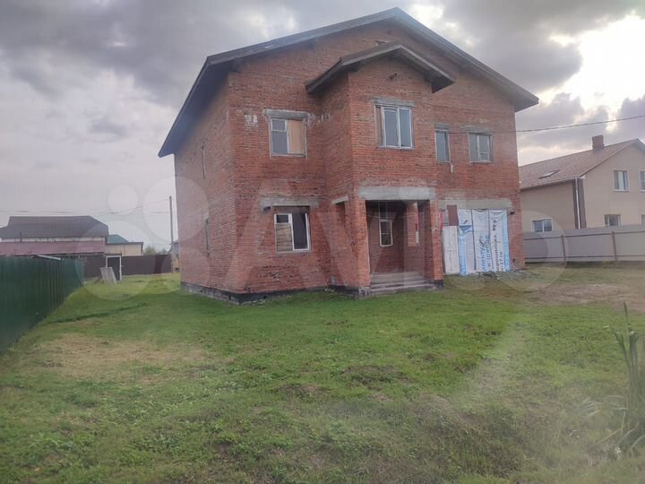 Дом 292 м² на участке 15 сот.