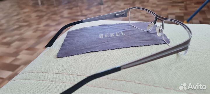 Продам мужские очки