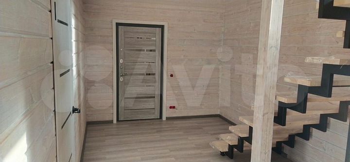 Дом 105 м² на участке 5 сот.