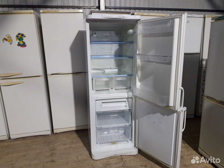 Холодильник б/у Индезит c132nfg.13 Доставка.Гарант