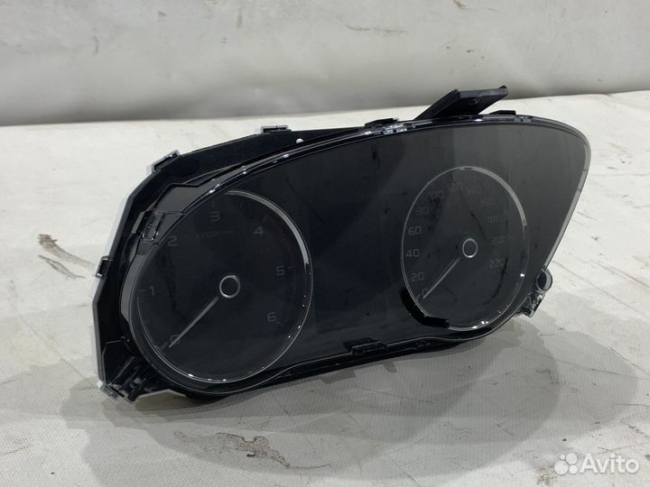 Щиток приборов Mitsubishi Pajero Sport 3