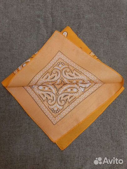 Бандана новая красная, жёлтая