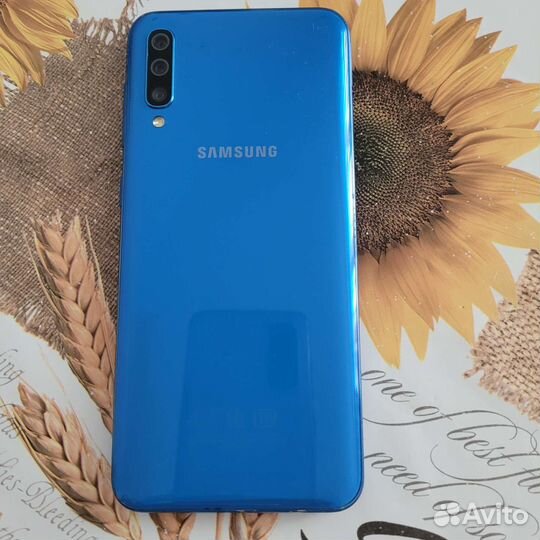 Телефон Samsung a 50