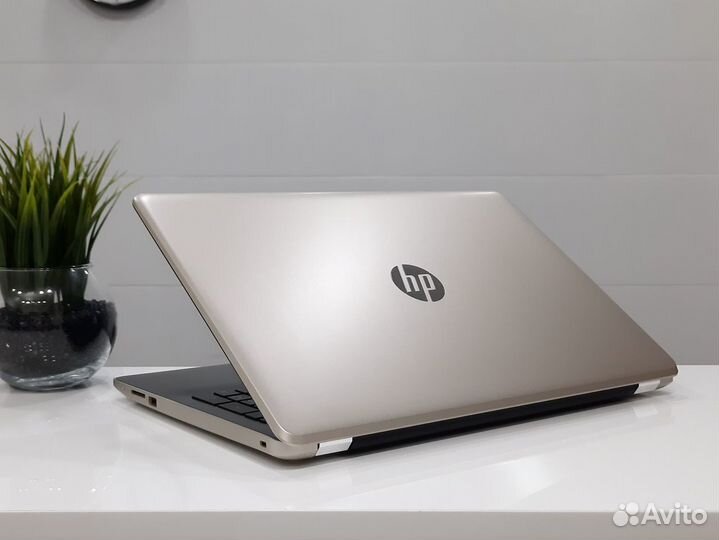 Ноутбук HP состояние нового /SSD 240Gb + Гарантия