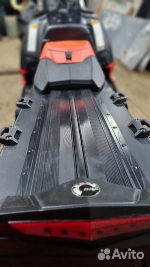 BRP sammit 800