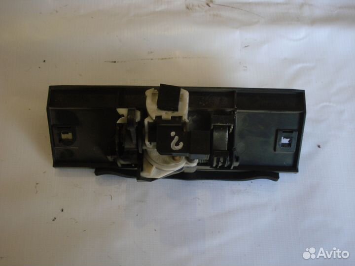 Кнопка открывания багажника Peugeot 206 / Пежо 206