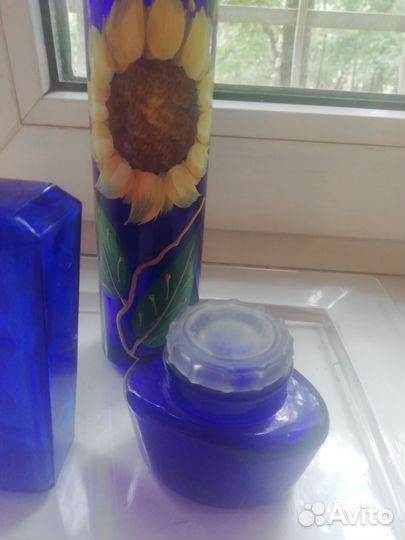 Синее стекло флакон, бутылка