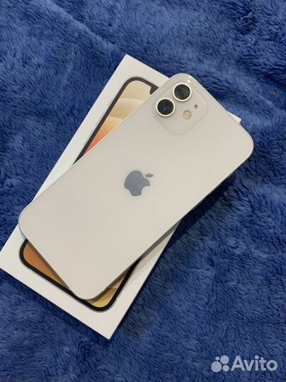 iPhone 12, 64 ГБ