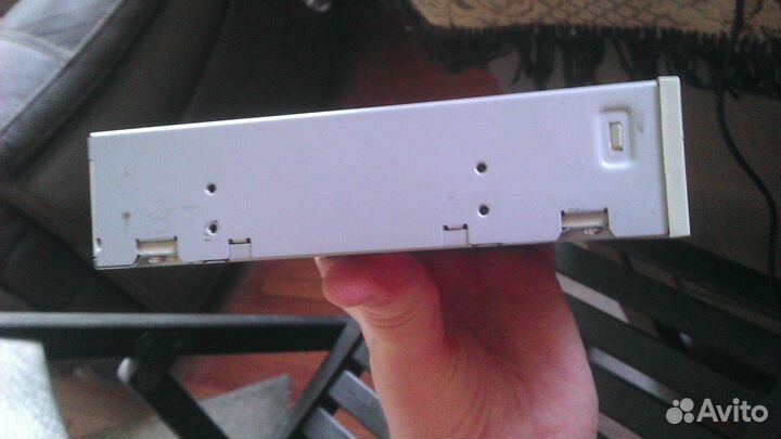 Привод sony CD-RW DVD CRX320EE плохо читает диски