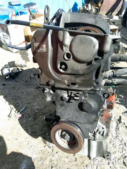 Двигатель K4J 1.4 16V Renault Megan1