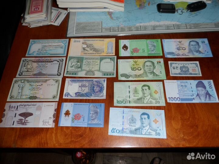 Азиатские банкноты