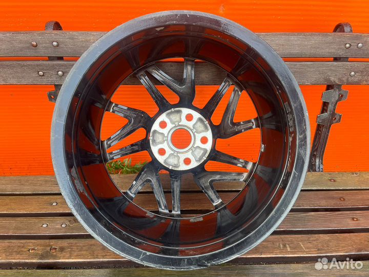 Оригинальный диск R18 от Kia Stinger