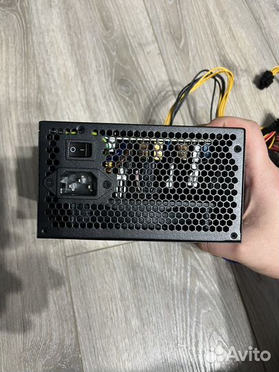 AeroCool VX Plus на 750W